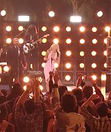 MileyNYE_Performance-PartyintheUSA-129.jpg