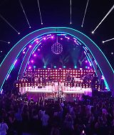 MileyNYE_Performance-StarsAreBlind-088.jpg