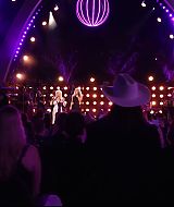 MileyNYE_Performance-WreckingBall_IWillAlwaysLoveYou-202.jpg