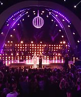 MileyNYE_Performance-WreckingBall_IWillAlwaysLoveYou-216.jpg