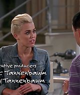 TwoAndHalfMen-S10E04-035.jpg