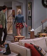 TwoAndHalfMen-S10E04-050.jpg