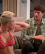 TwoAndHalfMen-S10E04-128.jpg