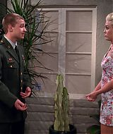 TwoAndHalfMen-S10E07-009.jpg