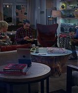 TwoAndHalfMen-S10E07-047.jpg