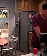 TwoAndHalfMen-S10E07-174.jpg